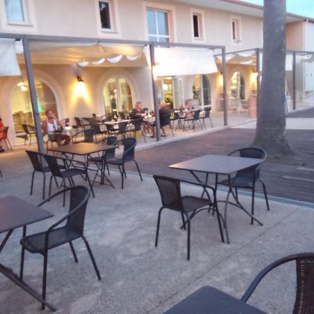Maison coquette en Camargue Gallargues-le-Montueux Extérieur photo