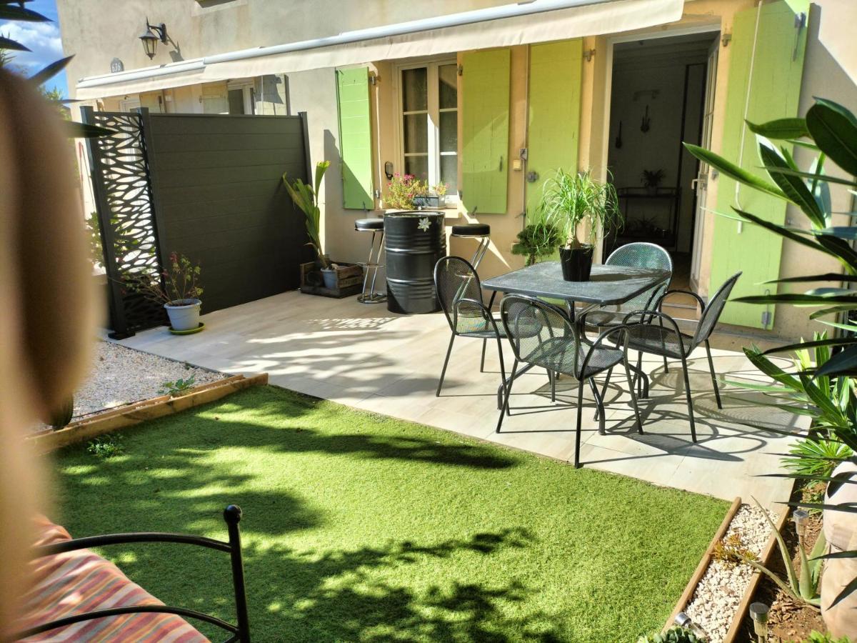 Maison coquette en Camargue Gallargues-le-Montueux Extérieur photo